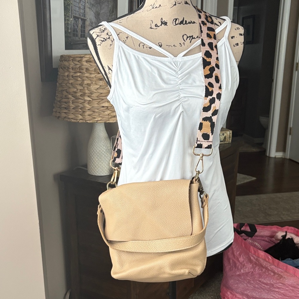 Handmade 11600 Tan Leather CrossBody Bag w/ Drawstring Dust Bag